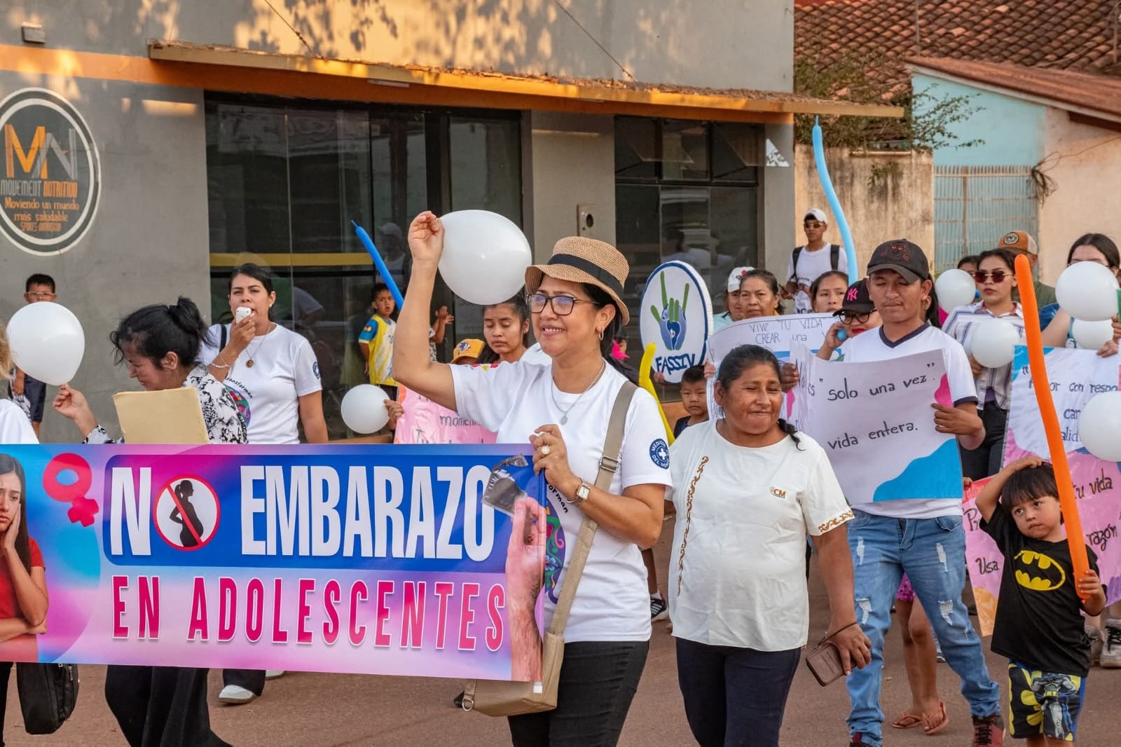 Marcha para la prevención de embarazos en San Ignacio de Velasco.